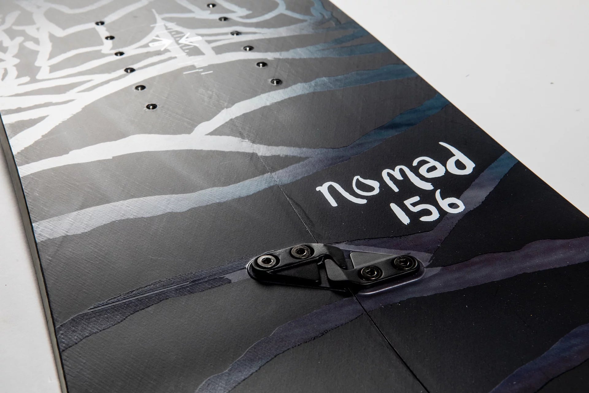 Nomad Kit Splitboard Tavola Splitboard + Pelli